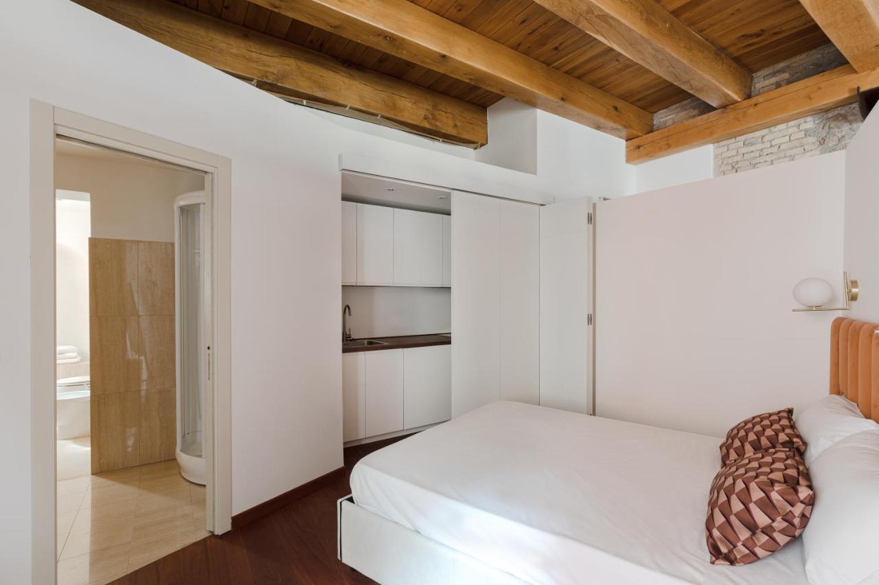 Torre Capranica Aparthotel Roma Ngoại thất bức ảnh