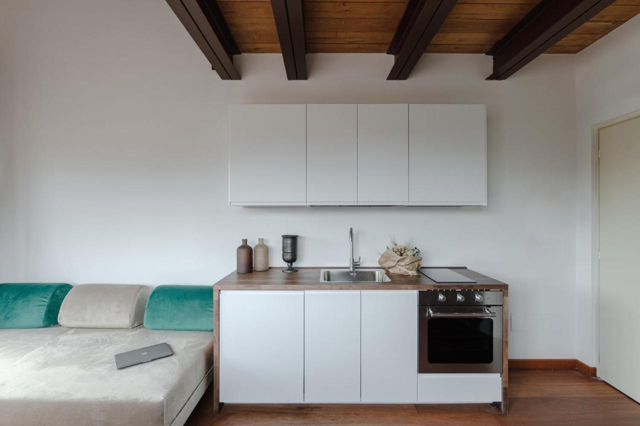 Torre Capranica Aparthotel Roma Ngoại thất bức ảnh